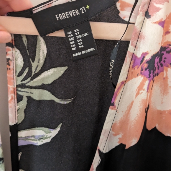 Forever 21+ (Size 3x) Romper/Bathing Suit Cover Floral - Picture 2 of 7